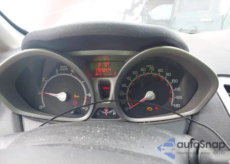 2013 Ford Fiesta Se z USA, uszkodzony, nr VIN 3FADP4EJ9DM165608